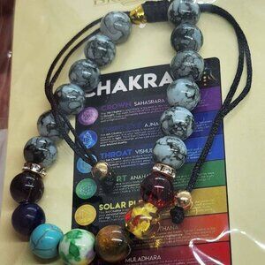 Brand New   The Seven Chakras with Black/White  Beaded Bracelet